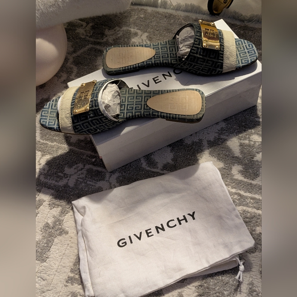 Givenchy flat slides. Size 38,5 - Picture 11 of 11